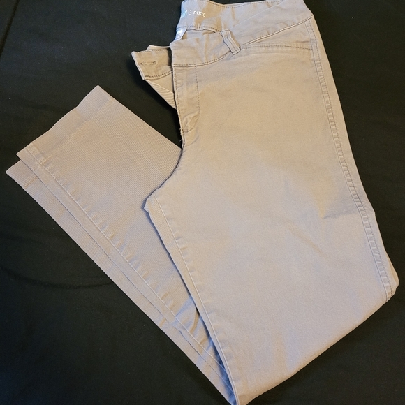 Old navy - Picture 2 of 4